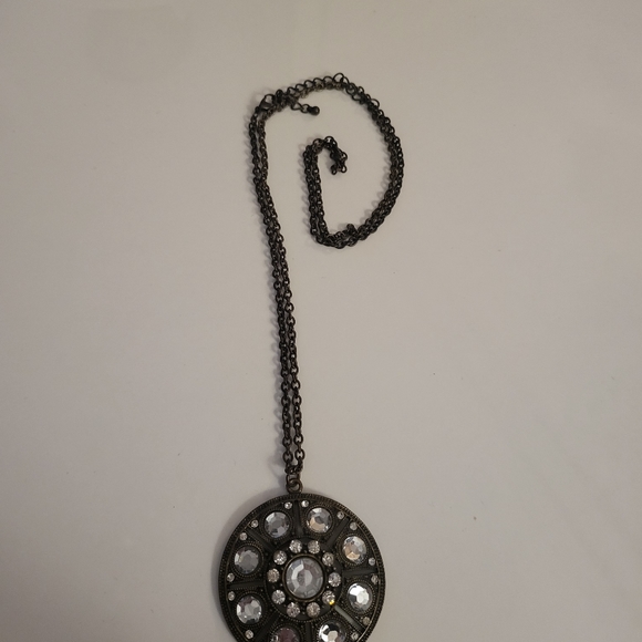 VINTAGE ESTATE bronze toned necklace Large Circle Pendant Cz Crystal Rhinestones - Picture 4 of 7
